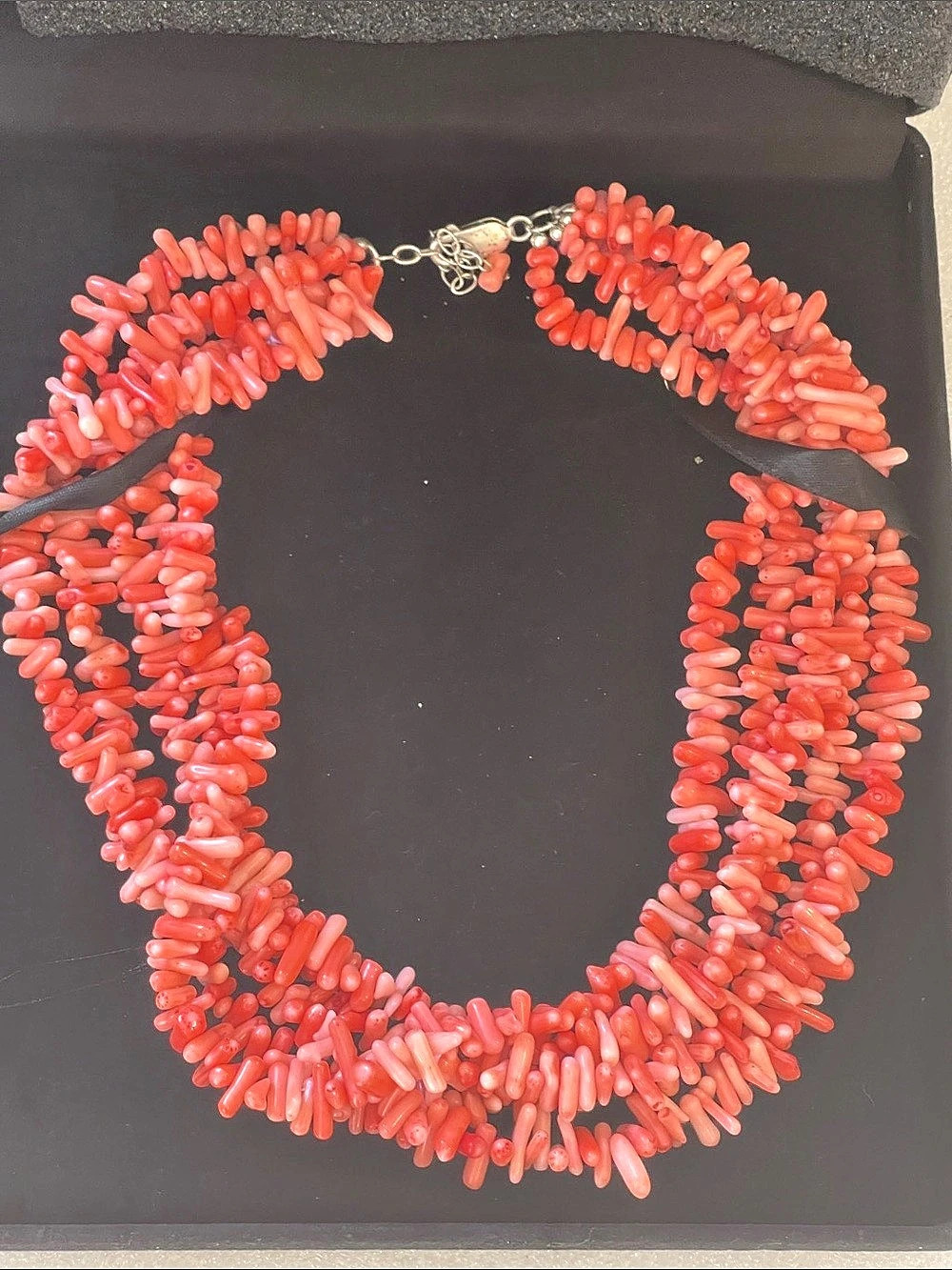 Red & Pink Coral-Style Beaded Statement Necklace